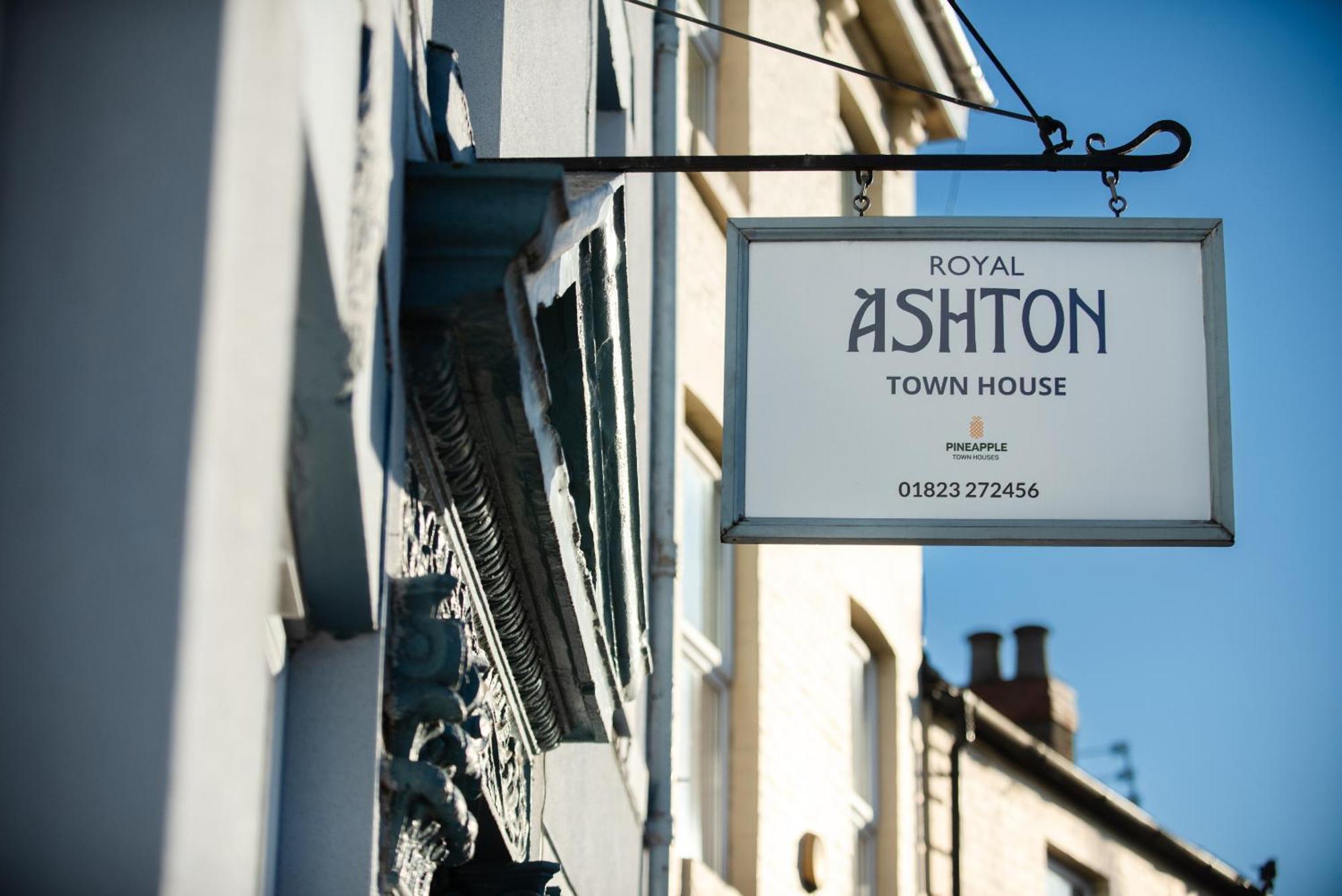 Royal Ashton Townhouse - Taunton Hotel Kültér fotó